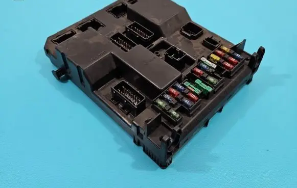 Peugeot 307 Central body control module 9651196980 IMPRK1366131