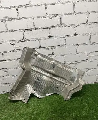 Mercedes-Benz GLE W167 Exhaust heat shield A1676801704