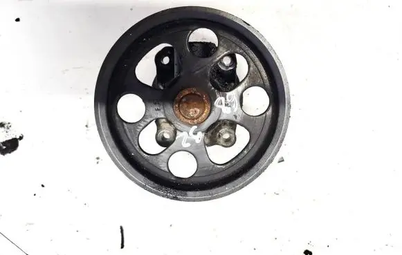 Opel Corsa C Water pump fgp46r19138
