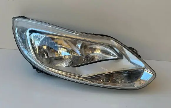 Ford Focus Headlight/headlamp BM51-13W029-NB