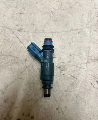 Toyota Corolla Verso AR10 Fuel injector 0280156242