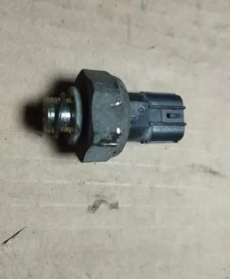 Air conditioning (A/C) pressure sensor
