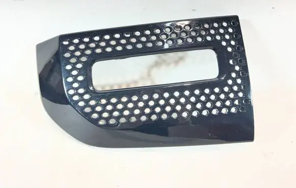 Land Rover Defender Front fog light trim/grill L8B215B216