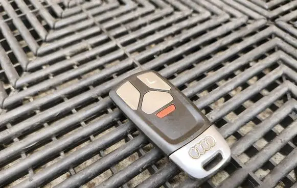 Audi Q5 SQ5 FY Ignition key/card 8W0959754AN