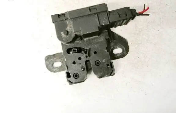Fiat Stilo Tailgate/trunk/boot lock/catch/latch 46819700
