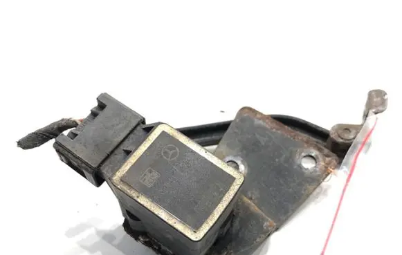 Mercedes-Benz GL X164 Headlight/headlamp level sensor A0105427717