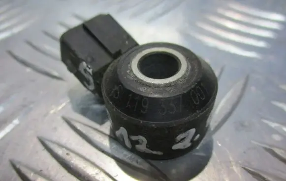 Nissan Primera Detonation knock sensor S119337001
