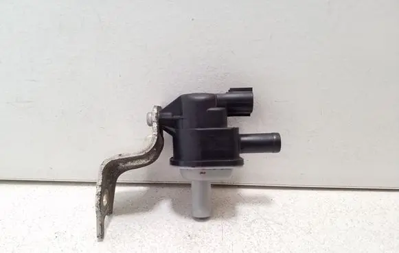 Toyota Corolla E210 E21 Vacuum valve 9091012279 1362007110