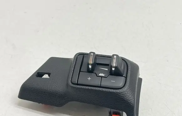 Dodge Durango III Other switches/knobs/shifts P68105206AC 1052 1210771105305605