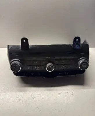 Dodge Durango Climate control unit 1703647602 P68465666AB 131602191907