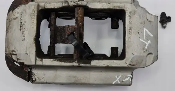 Porsche Cayenne (9PA) Rear brake caliper