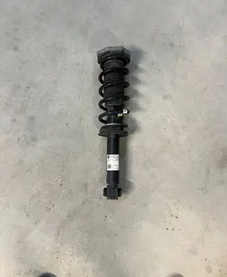 BMW X3 G01 Rear shock absorber with coil spring 6871801 33506871801 6884917