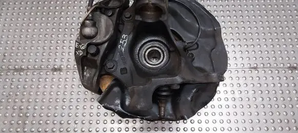 BMW 5 E60 E61 Front wheel hub spindle knuckle 6768315
