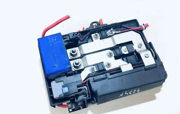 Volvo S60 Fuse box set 30659092 31337183