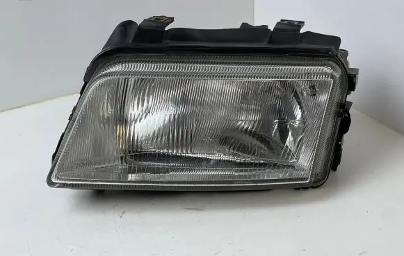Audi A4 S4 B5 8D Headlight/headlamp 8D0941003 090196