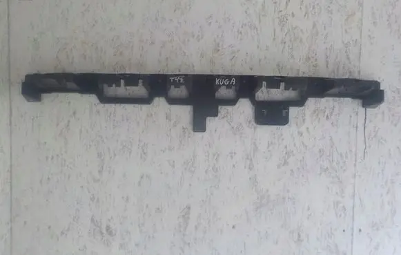 Ford Kuga II Front seatbelt 8495
