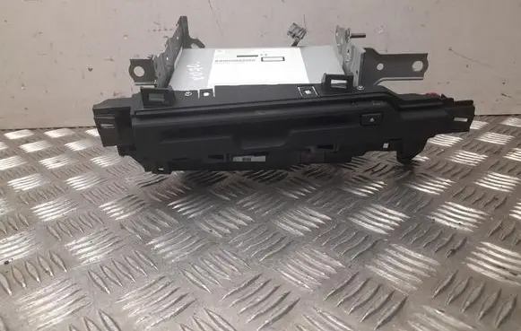 Lexus UX Radio/CD/DVD/GPS head unit 8614076B60