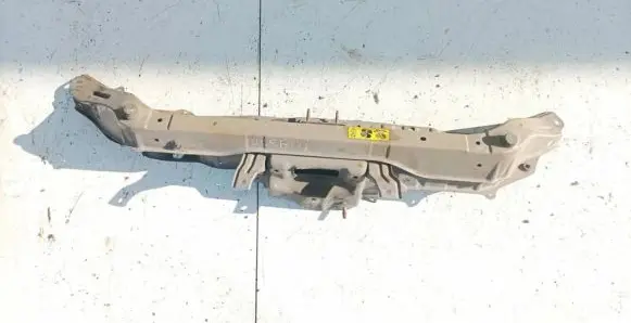 Nissan Note (E11) Radiator support slam panel
