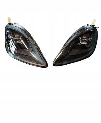 Porsche Cayenne (9Y0 9Y3) Headlights/headlamps set 9Y0941031R