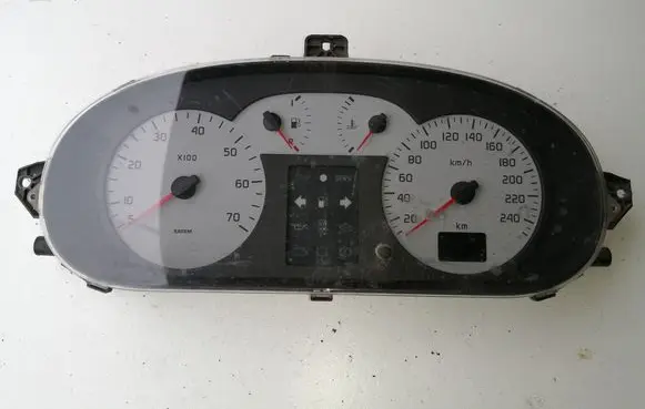 Renault Scenic RX Speedometer (instrument cluster) P7700428718A 7700428718