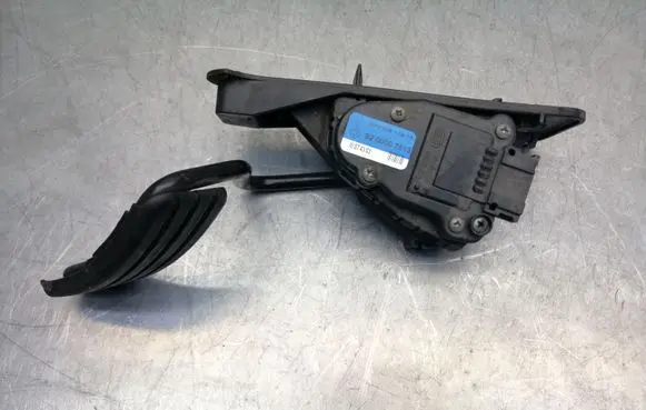 Renault Espace - Grand espace IV Accelerator throttle pedal 8200007513 8200104482