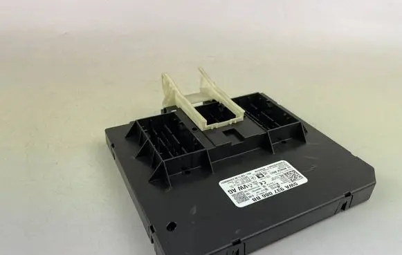 Volkswagen Golf VIII Comfort/convenience module 5WA937086BB