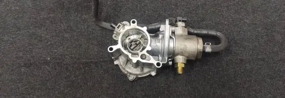 Skoda Superb B6 (3T) Fuel injection high pressure pump 06J145100G 0261520090 2001196340