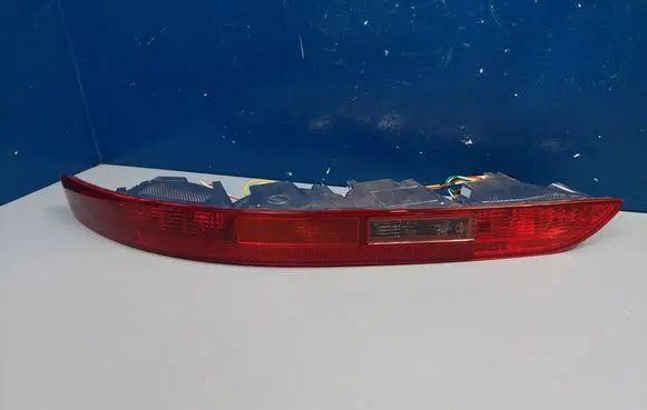 Audi Q5 SQ5 8R Rear bumper light 8R0945095