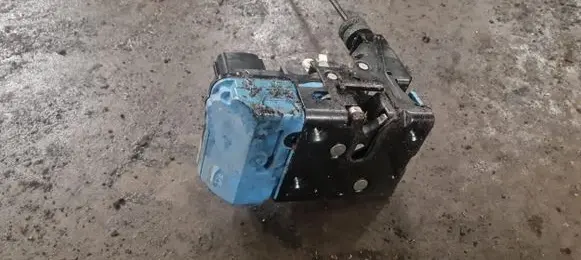 Volvo S80 Front door lock