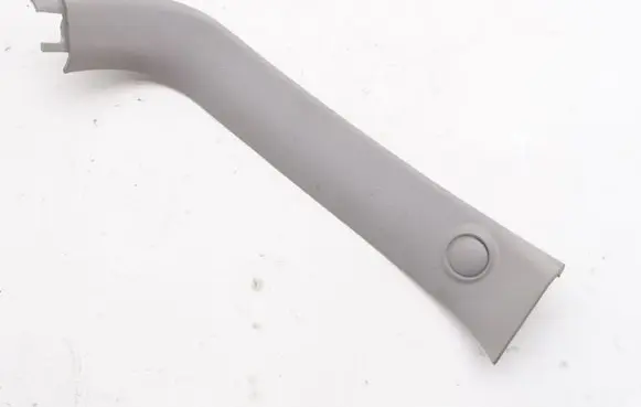 SsangYong Rexton Tailgate/boot lid cover trim 