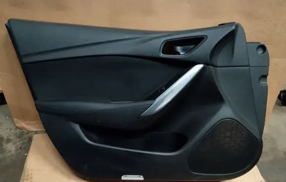 Mazda 6 Front door card panel trim G46L68