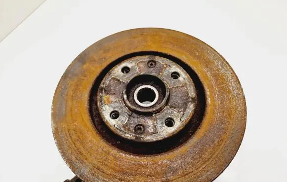 Citroen C4 II Front wheel hub