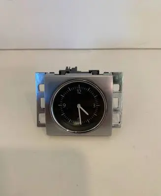 Volkswagen PASSAT B7 Clock 3AA919204A