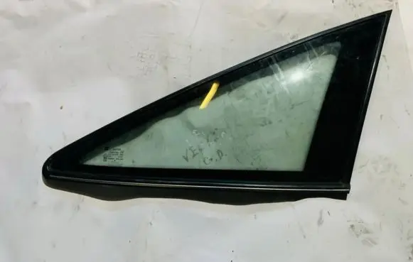 Opel Vectra B Rear side window