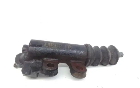 Clutch slave cylinder