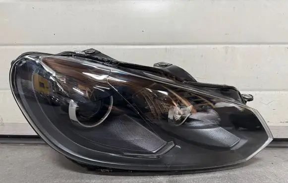 Volkswagen Golf VI Headlight/headlamp 5K1941752C