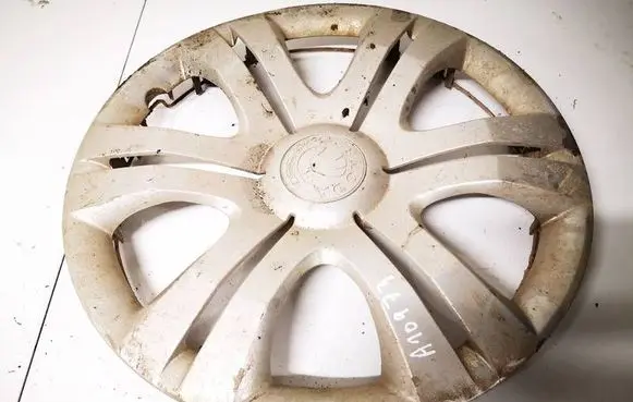 Skoda Roomster (5J) R15 wheel hub/cap/trim 5j0601147h