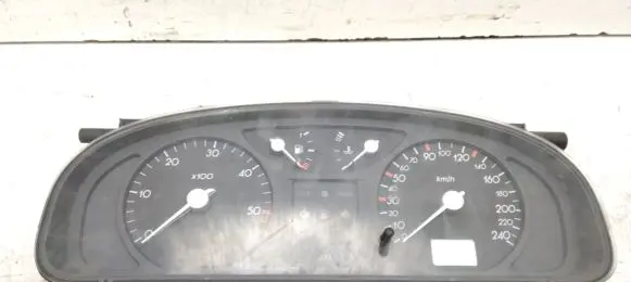 Speedometer (instrument cluster)
