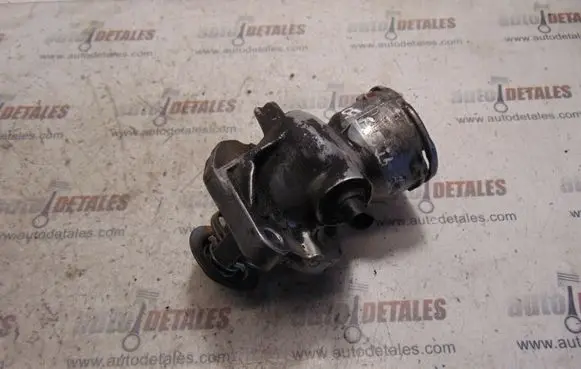 Mercedes-Benz GL X164 Thermostat/thermostat housing A2732000215