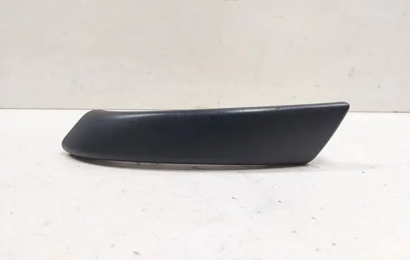 Skoda Octavia Mk2 (1Z) Rear door handle trim 