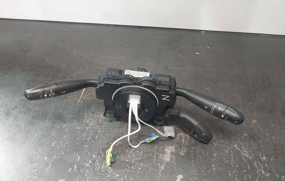 Peugeot 307 Wiper turn signal indicator stalk/switch 96605592XT