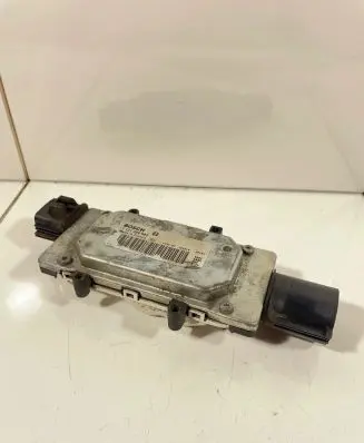 Ford C-MAX II Fan control module 1137328567