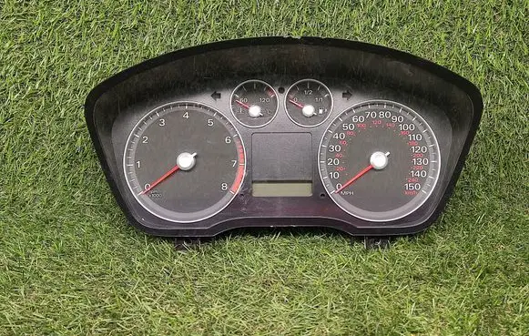 Speedometer (instrument cluster)