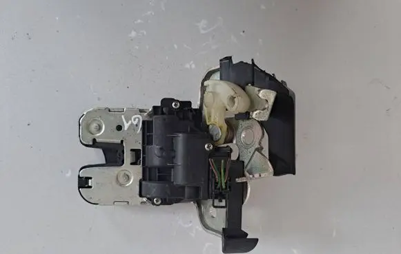 Audi A5 8T 8F Loading door lock 9k9827505
