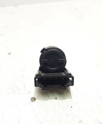 Volkswagen Caddy Brake pedal sensor switch 3B0945511A 19322007 07192
