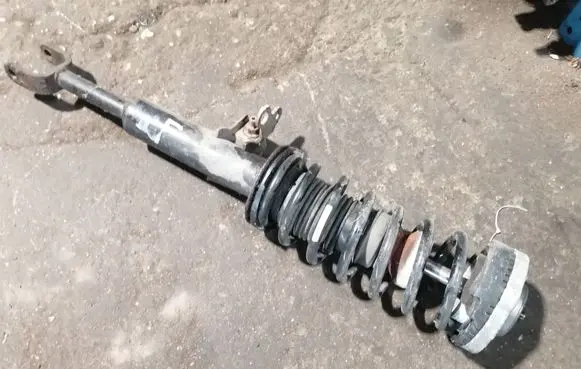 BMW 5 F10 F11 Front shock absorber with coil spring 6795083
