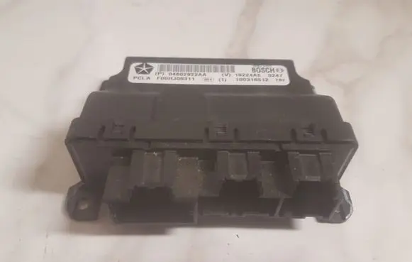 Dodge Caliber Door control unit/module 04602922AB F00HJ00415