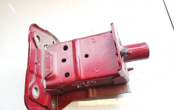 Nissan Leaf I (ZE0) Front bumper mounting bracket 3nl