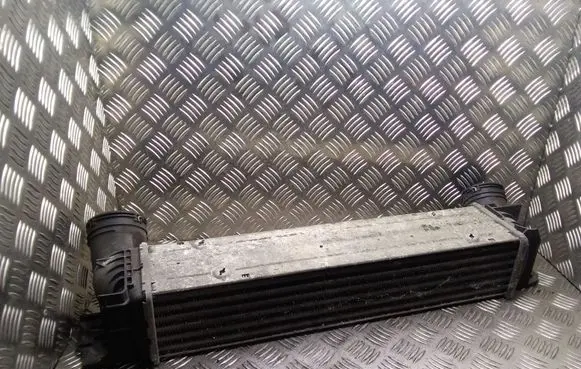 BMW 3 E90 E91 Intercooler radiator 779878802
