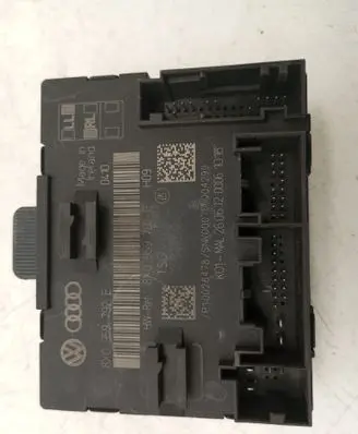 Audi Q3 8U Door central lock control unit/module 8X0959792E